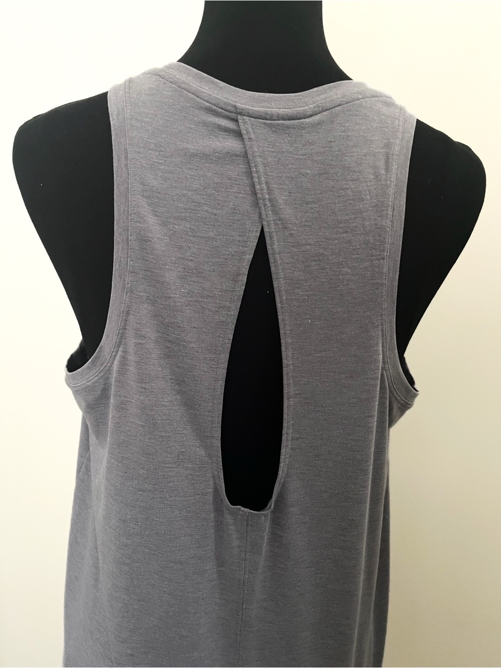 Athleta With Ease Open-Back Tank Gray M